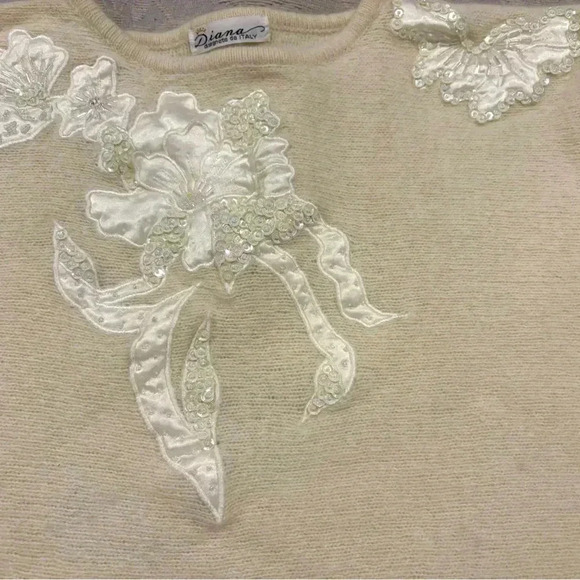 Diana desegnata da ITALY Lambswool/Angora Cream Butterfly Arm Sweater Women’s XS - Picture 3 of 6